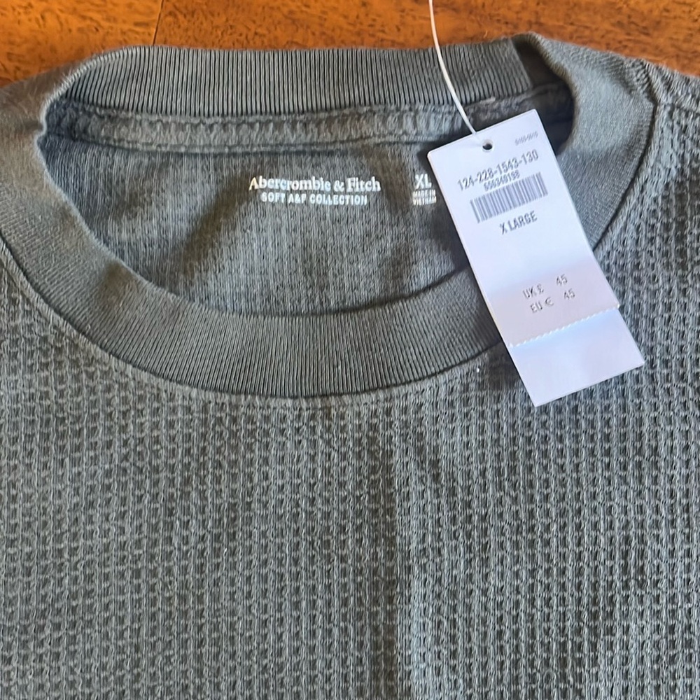 Men’s green long sleeve waffle